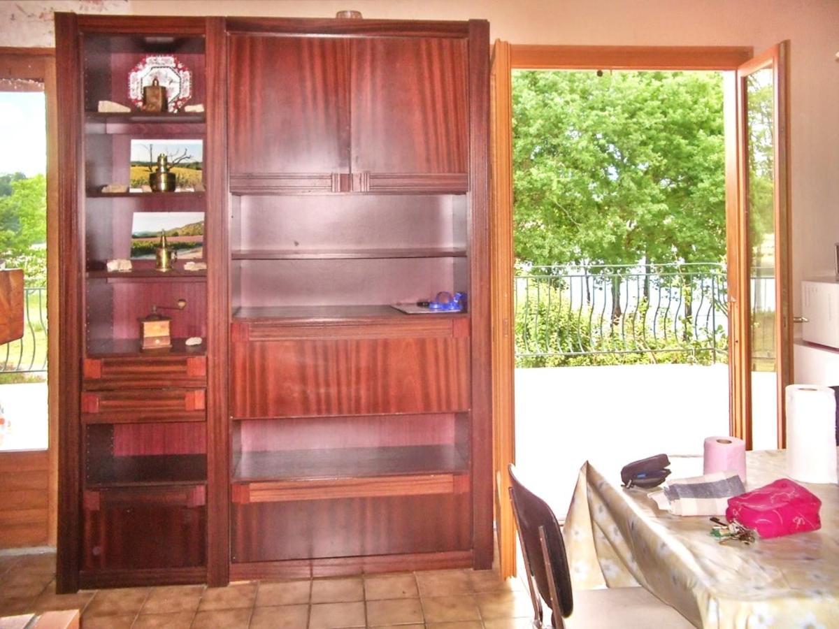 Chalet Charmant A Saint-Gerons Avec Piscine Partagee ภายนอก รูปภาพ
